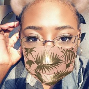 Meet your Posher, Ge'necia